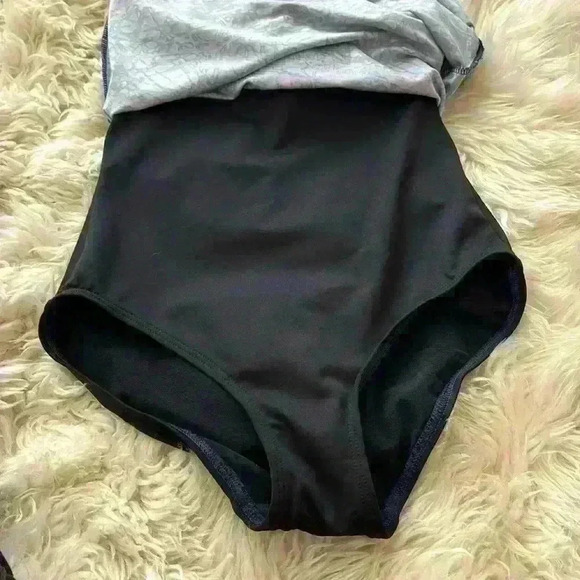 NWT TYR swimsuit - Picture 6 of 7